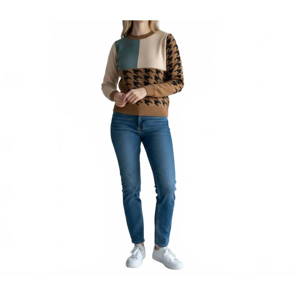 NEW KATHIE K crew neck knit sweater in brown
